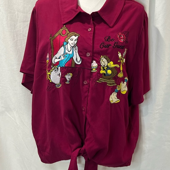 NWT-Her Universe/red Disney Belle short sleeve buttons/ tie top 3X - Picture 2 of 13